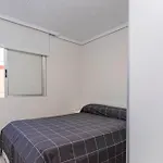 En El Cabanyal Enfrente De La Marina Real Apartmán