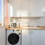 Apartmán En El Cabanyal Enfrente De La Marina Real *