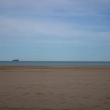 Apartmán En El Cabanyal Enfrente De La Marina Real Valencie